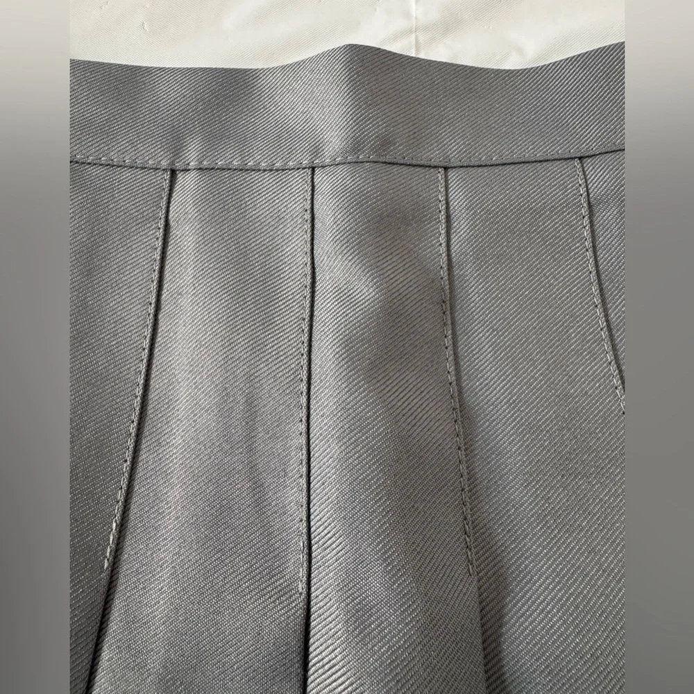 Gray Pleated Women's Skirt - Picture 2 of 9